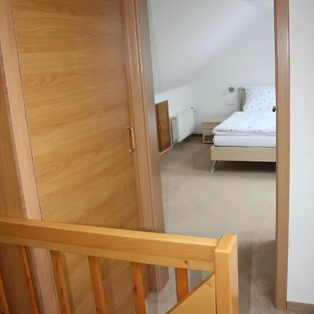 Zur Ennest Feriehus