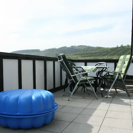 Zur Ennest Feriehus *