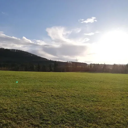 Zur Ennest بيت للعطل