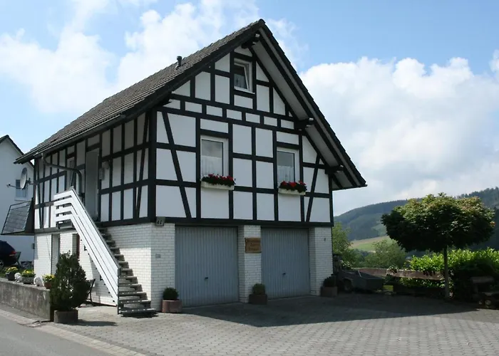 Zur Ennest Semesterbostad *